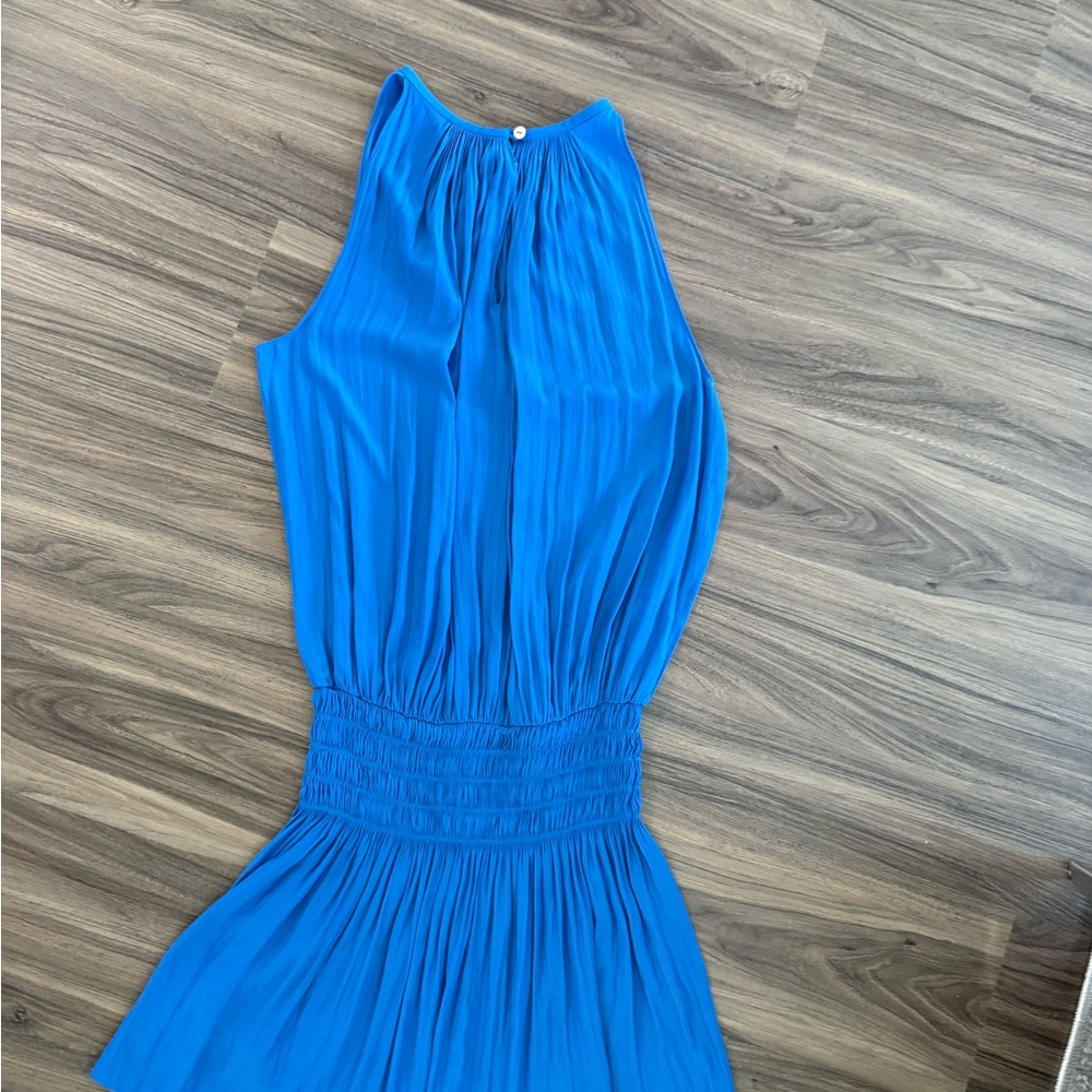 Elegant Blue Sleeveless Dress